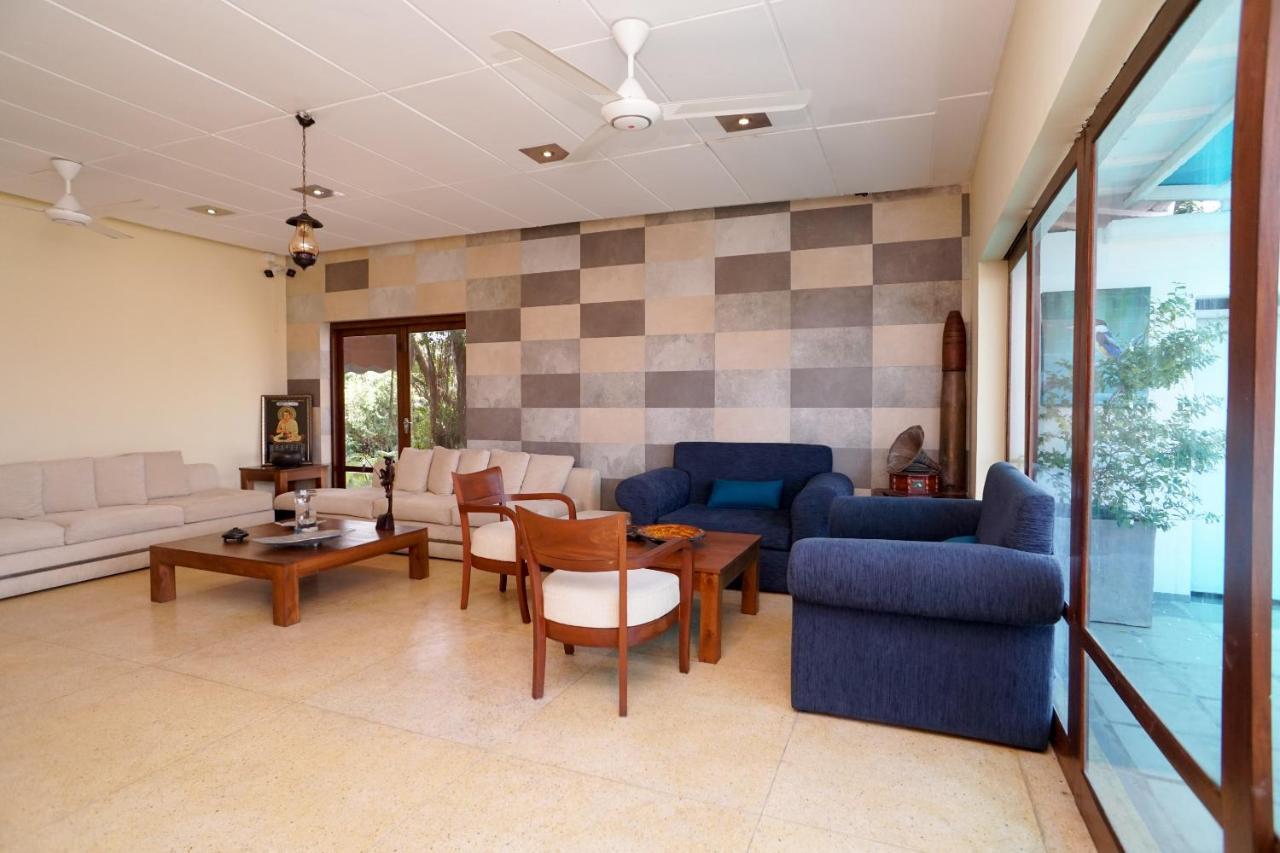 Mount Marina Villas 12 高尔 外观 照片